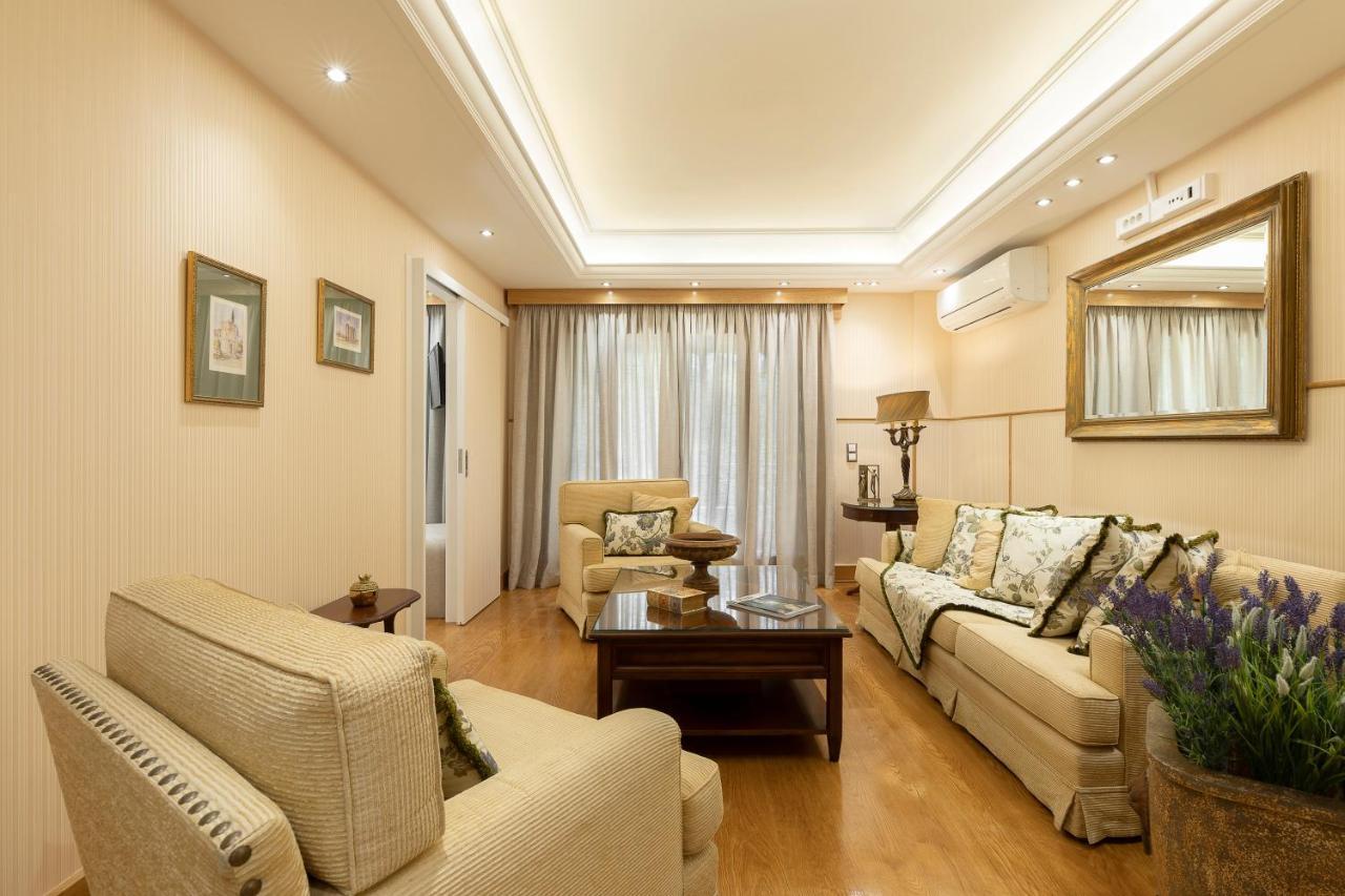 Vouliagmeni'S Elegance By Acropolis Suites Atena Exterior foto