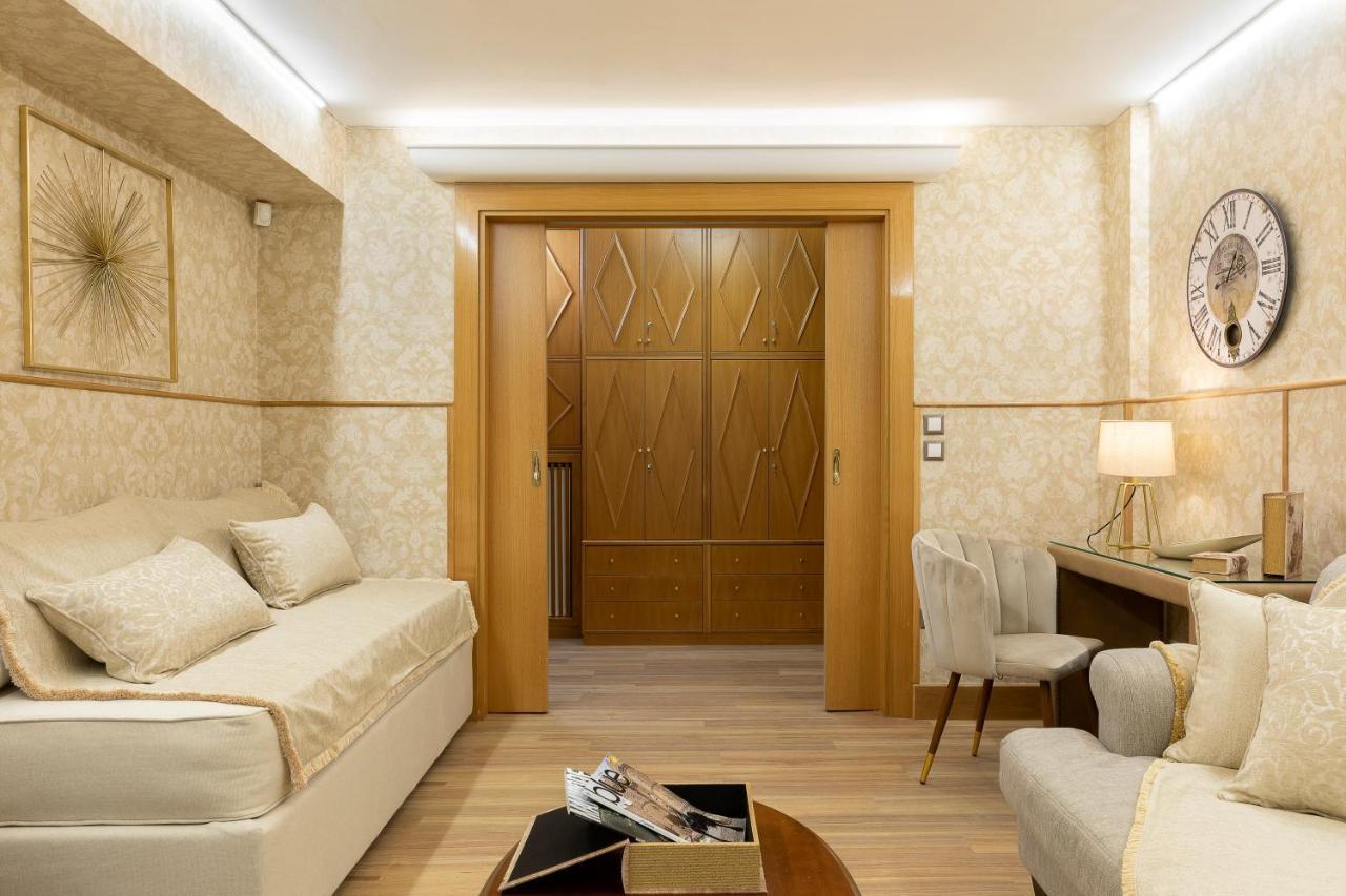 Vouliagmeni'S Elegance By Acropolis Suites Atena Exterior foto